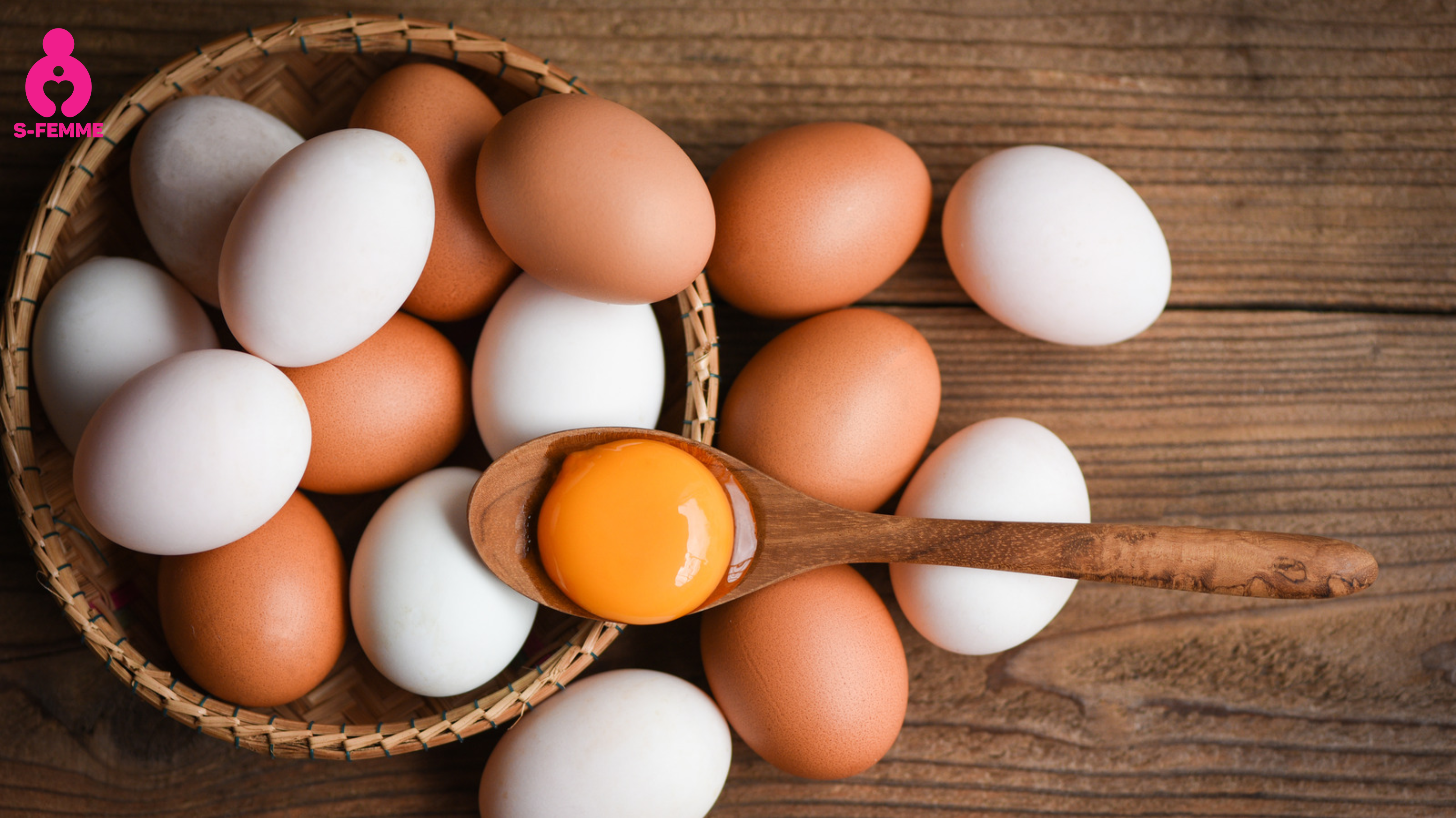 Trứng gà – giàu choline và vitamin D cho buồng trứng
